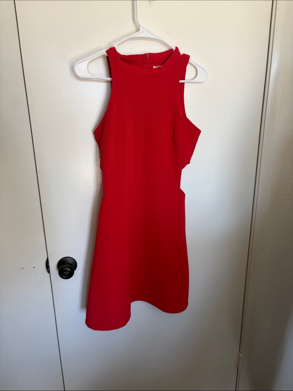 Glamorous Red Sleeveless Mini Dress with Side Cutouts